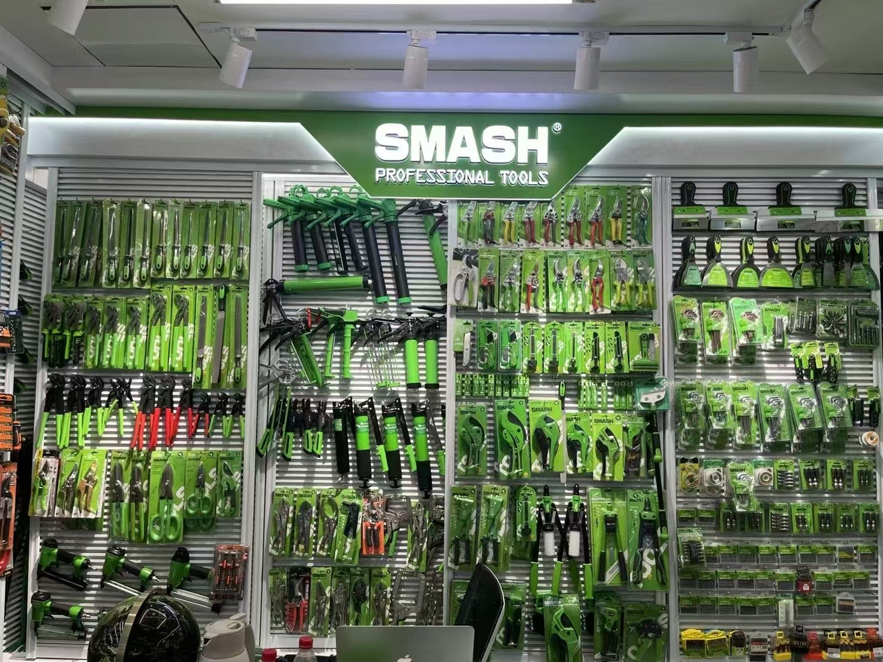 义乌市环球力士工具 SMASH