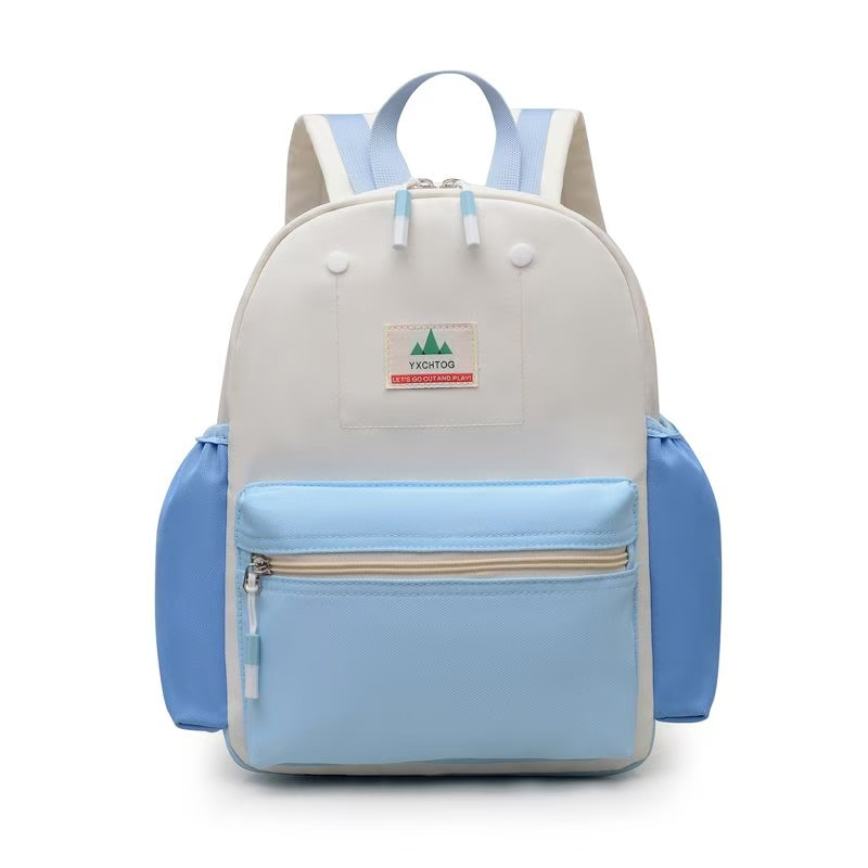 儿童休闲双肩包实物图