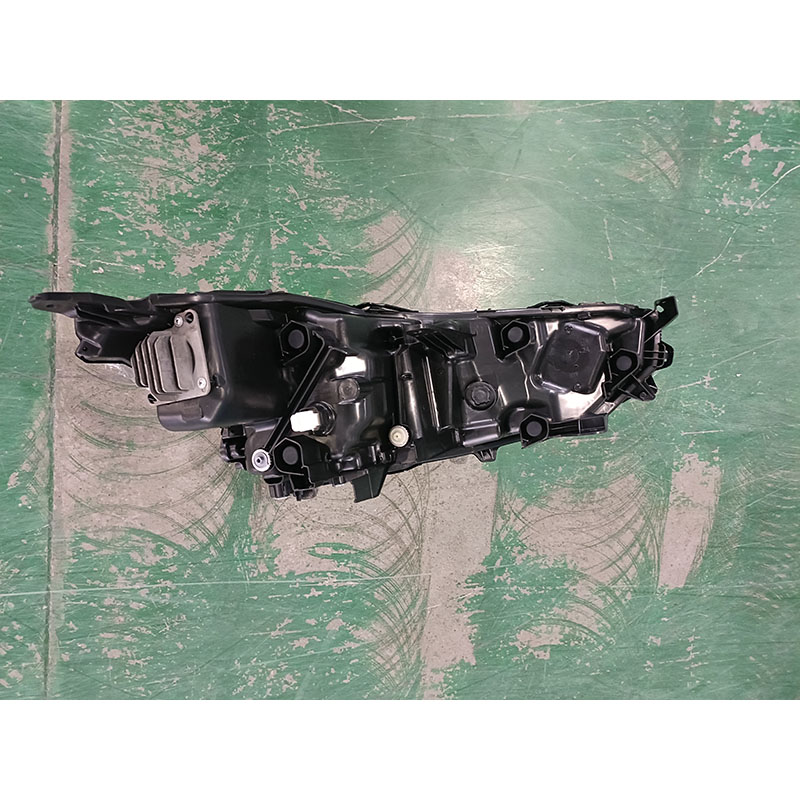YUBO is compatible with the high-end headlights and headlamps of the 2023 Toyota highlander 81110-0E770 and 81150-0E770 details Picture