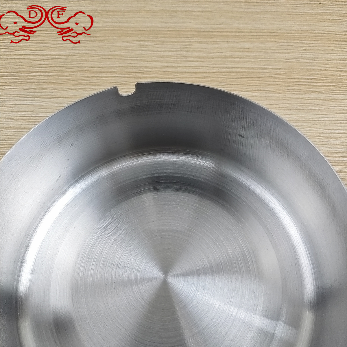 烟灰缸/烟灰缸工艺品/玻璃烟斗/旧金属烟灰缸/金属烟灰缸产品图