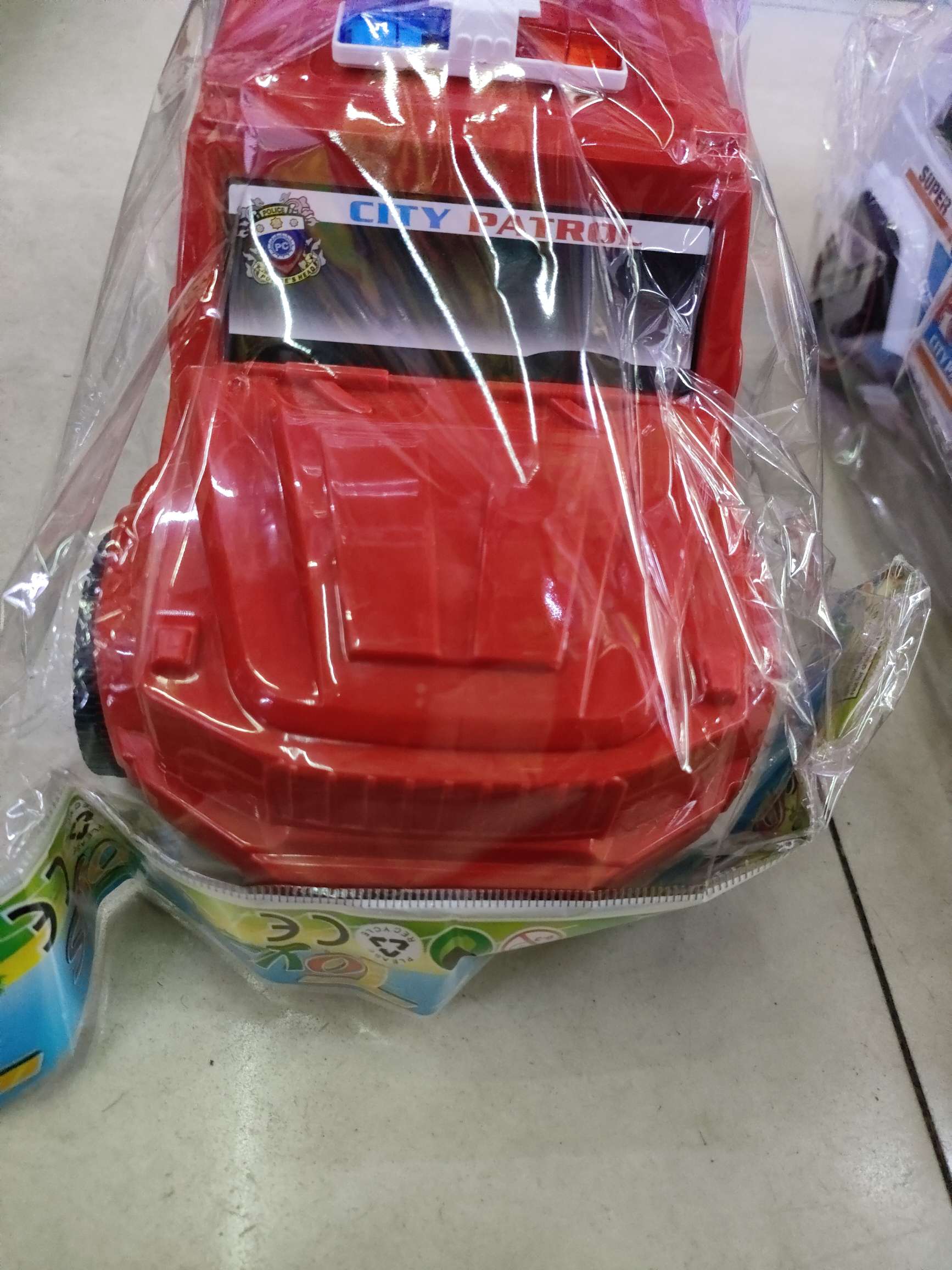 惯性警车模型玩具车，两款清装不混装，混三色，opp袋装。3.95元/个，120个/箱。儿童玩具车模内销外贸详情图5
