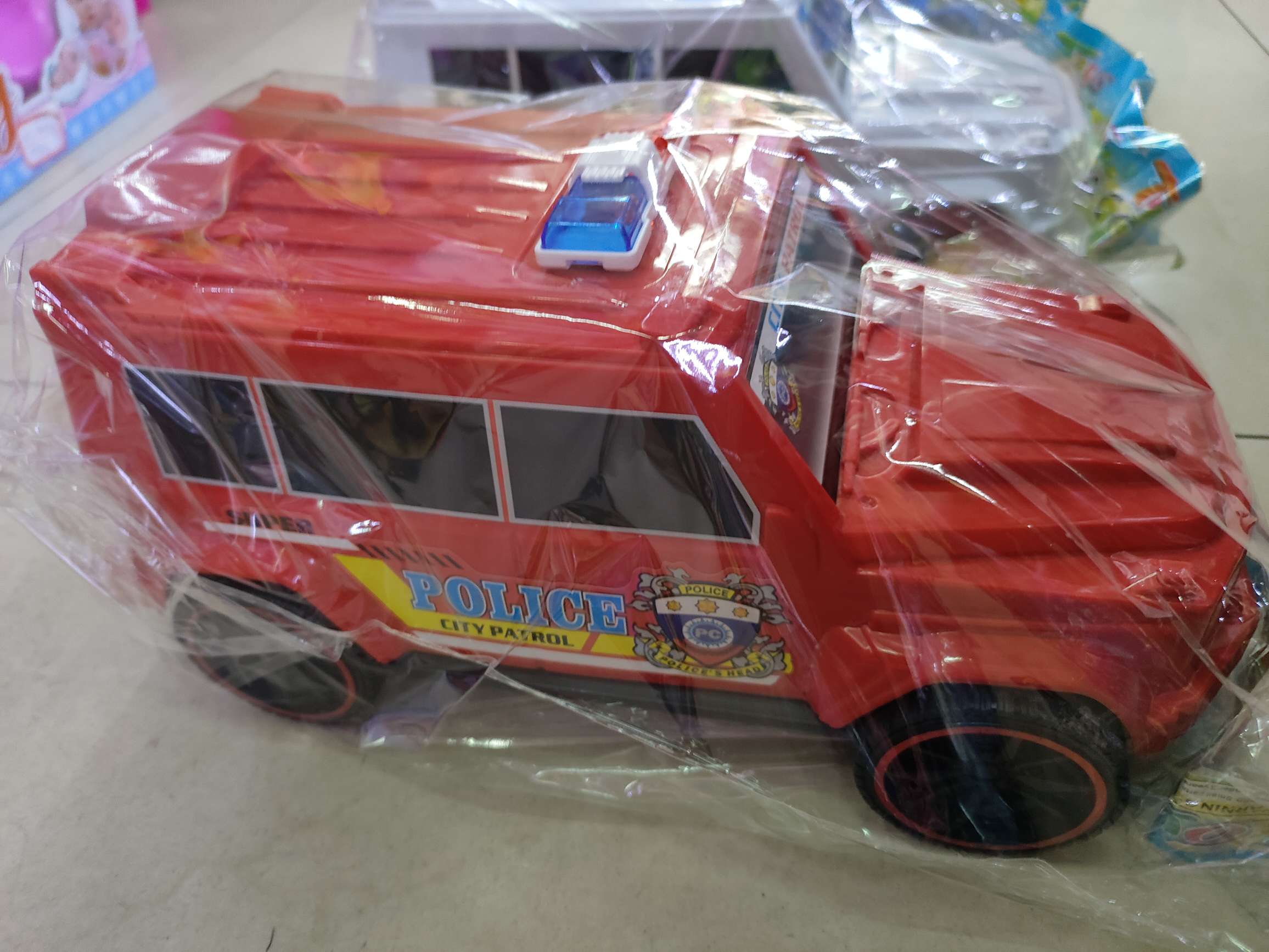 惯性警车模型玩具车，两款清装不混装，混三色，opp袋装。3.95元/个，120个/箱。儿童玩具车模内销外贸详情图4