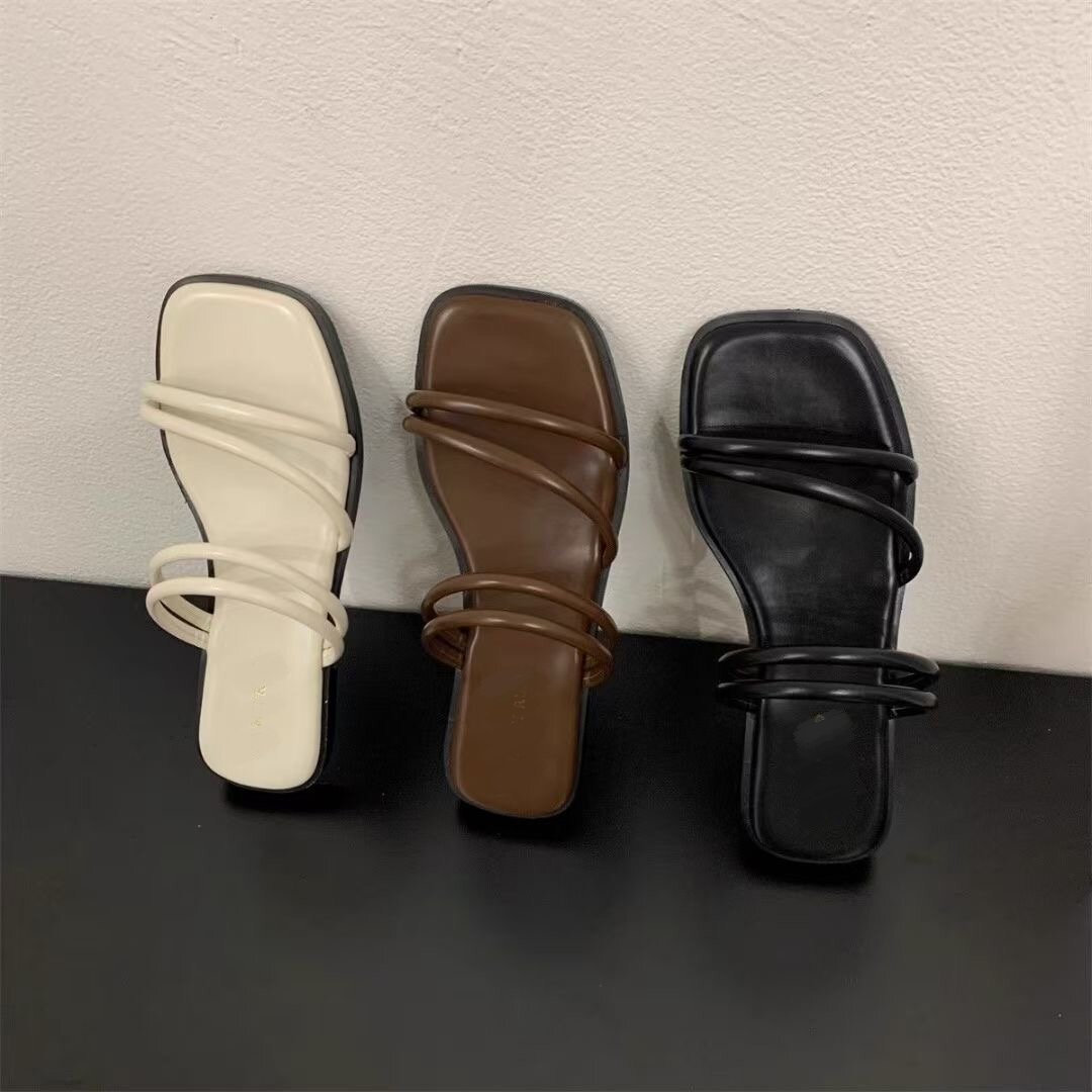 New foreign trade flip-flops for women to wear outside in summer, square heel sandals, French style with skirts, fashionable thin straps, one-word slippers details Picture