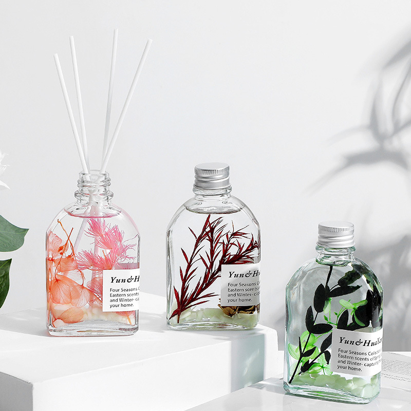 يتم تعبئة عطر زجاجي من علب عصير العصير Specification image