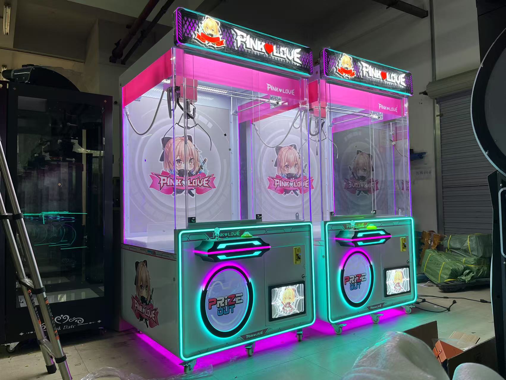 Super-large coin-operated commercial gift machines, claw machines and game machines in shopping malls, supermarkets and amusement parks detail image 2