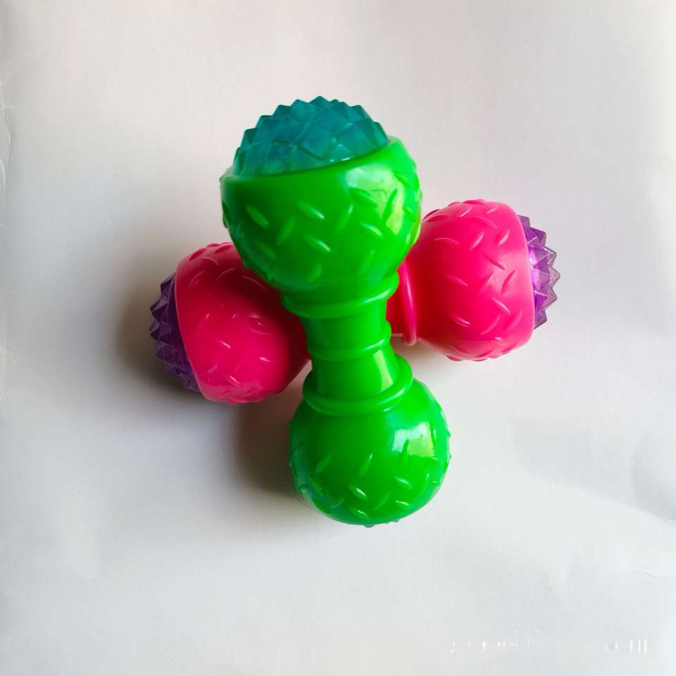 宠物玩具狗狗漏食火炬球啃咬耐咬洁齿磨牙橡胶球现货批发宠物用品搪胶PVC发光玩具