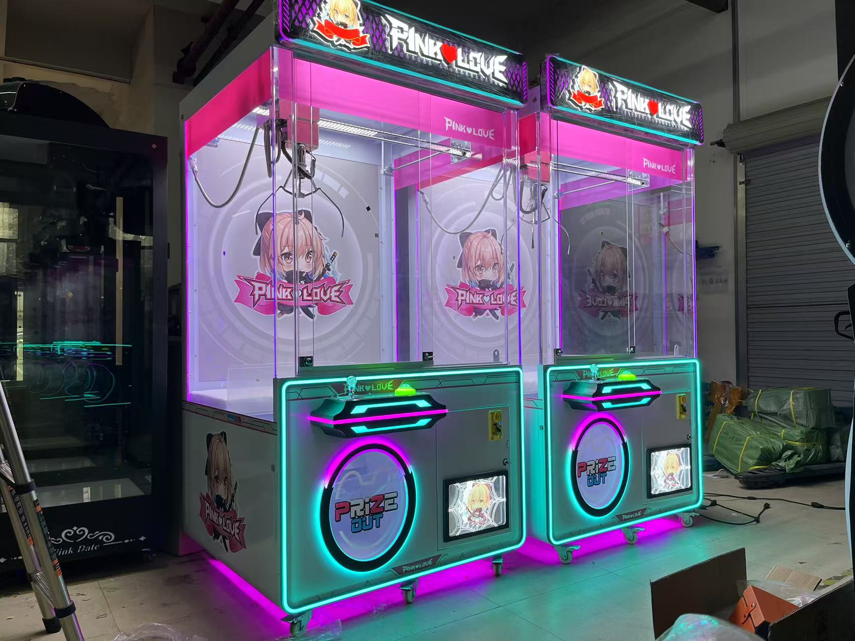 Super-large coin-operated commercial gift machines, claw machines and game machines in shopping malls, supermarkets and amusement parks detail image 3