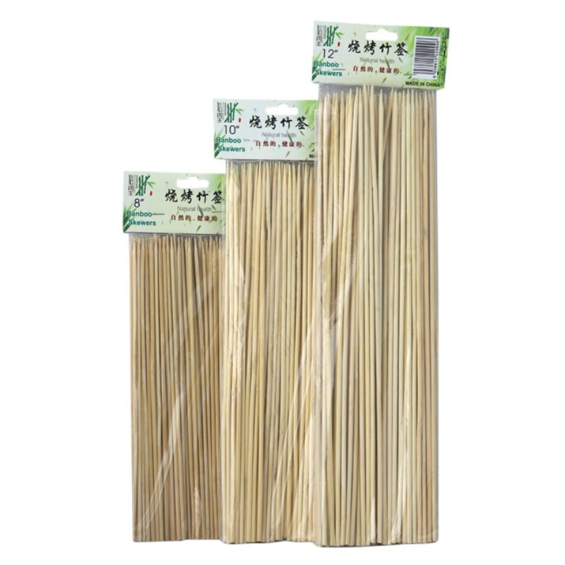 Special bamboo skewers for barbecue forks 30252015CM bamboo skewers for barbecue are durable and not easy to break. Barbecue skewers are essential items for barbecuing. Barbecue skewers are sold by Xinwang brand manufacturer Application Scenario