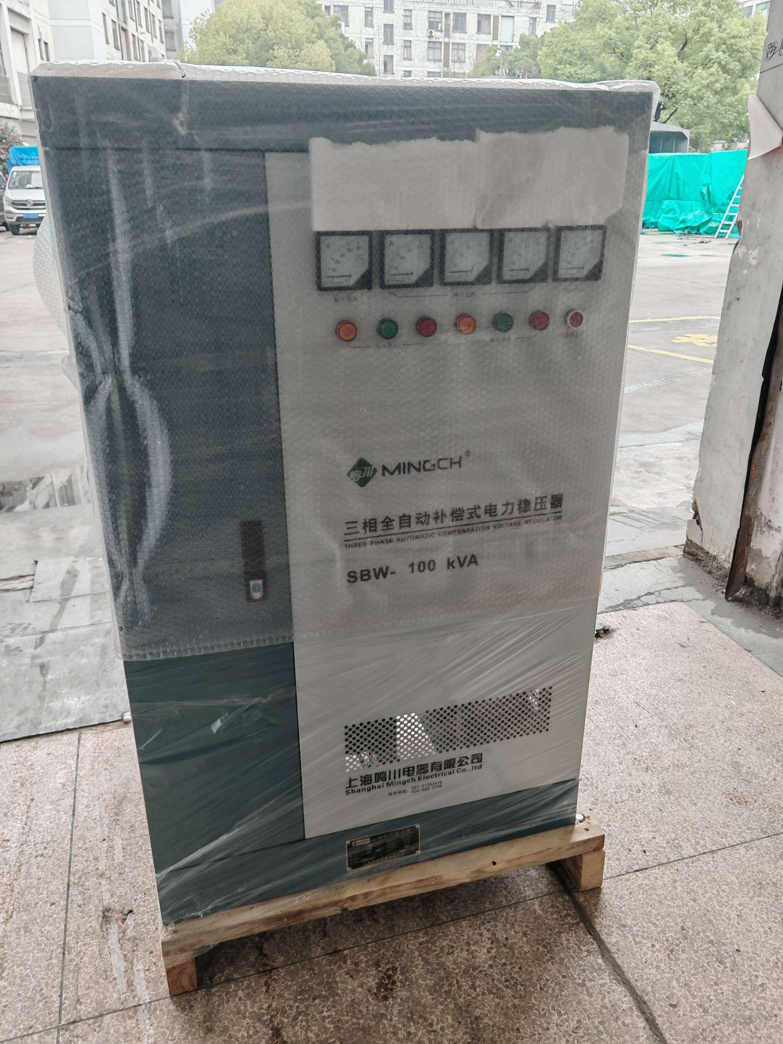Three-phase voltage stabilizer, voltage stabilizer, automatic voltage stabilizer, single-phase, automatic compensation detail image 3