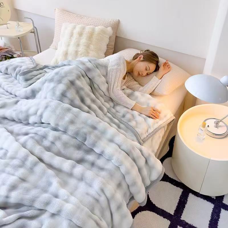 Junbao Printing and Dyeing bubble flannel blanket is exclusively available for cross-border foreign trade export in stock