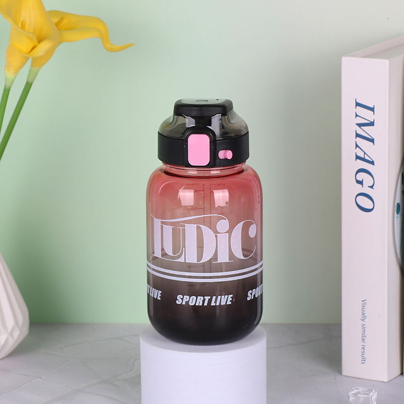 X158-8352 New outdoor sports water bottle for both men and women: Convenient, large-capacity, fashionable and heat-resistant plastic for direct drinking details Picture