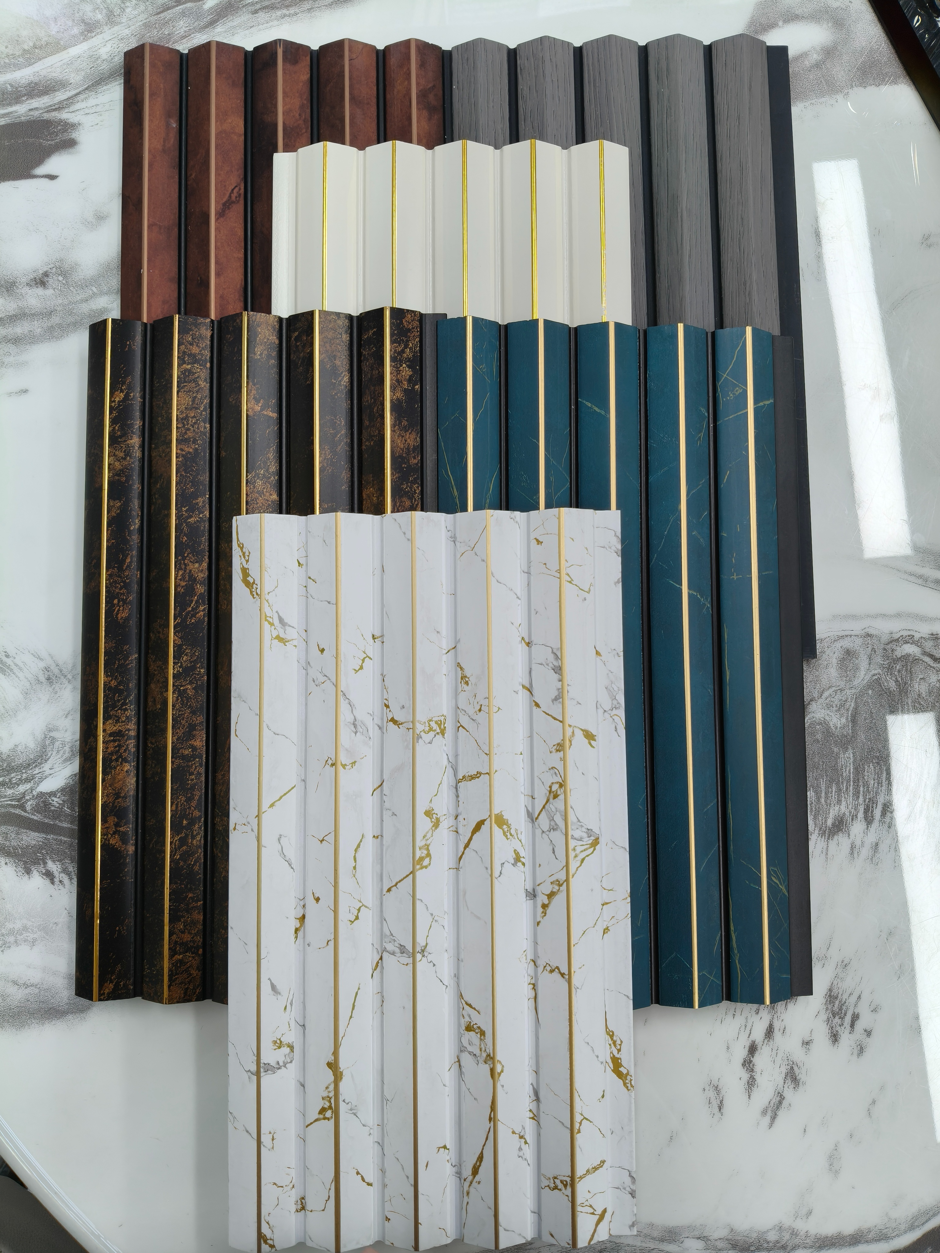 绿生新材料 PS材质格栅板 轻奢风 电视背景墙 沙发背景墙 家居必备 建材板材 家装主材木头广告详情1