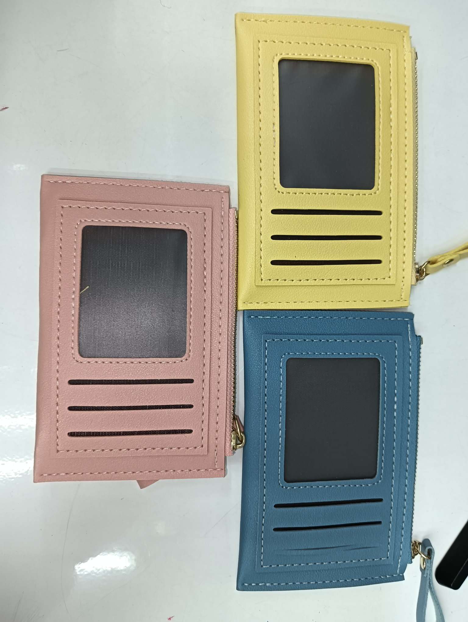Wholesale card bags, coin purses, luggage and leather goods, selected wallets, smart and portable small bags, fashionable and practical styles, cute little cats details Picture