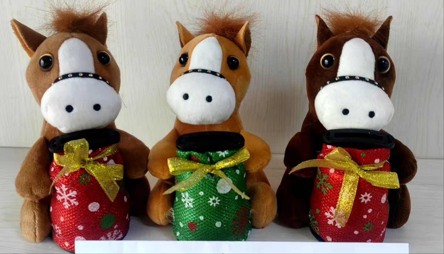 Toys, plush toys, dolls, factory direct delivery, figurines, toys, scarves, money cans, horse dolls, factory direct delivery Application Scenario