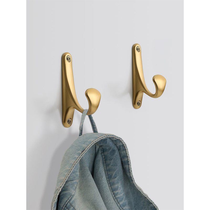 悍高铰链/五金件配件/水晶拉手白底实物图