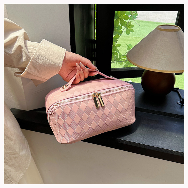 厂家批发化妆包女大容量棋盘格双拉防水收纳包手提高颜值洗漱包女详情图2