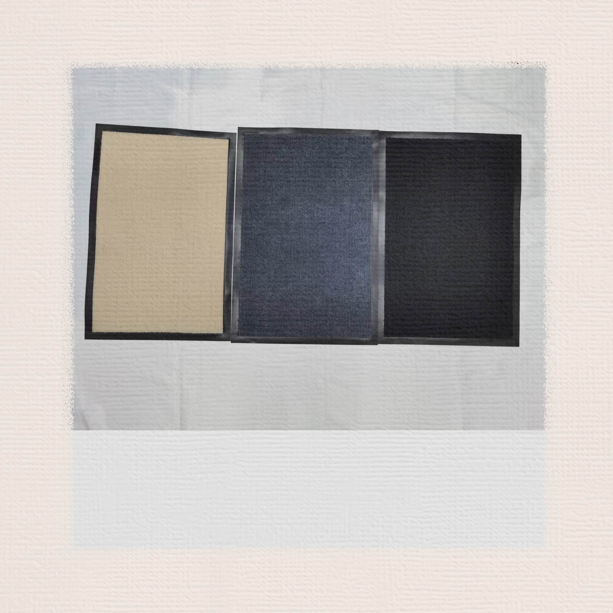 PVC single-stripe floor MATS, carpet door MATS, foot MATS, water-absorbing and anti-slip MATS, bathroom MATS, kitchen MATS, polyester floor MATS come in multiple patterns, mixed styles and colors, and available in various sizes of 40*60CM Item Picture