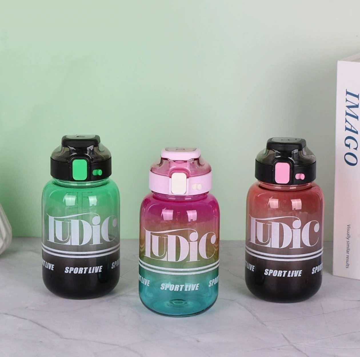 X158-8179 New outdoor sports water bottle for men and women: Convenient, large-capacity, fashionable and heat-resistant plastic direct drinking cup