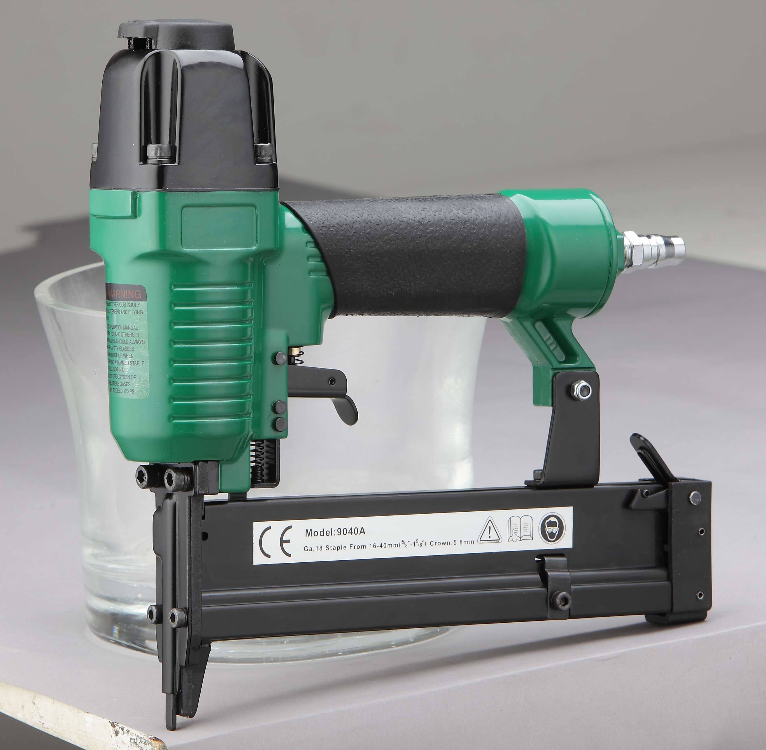 DOTOOL factory direct pneumatic nail gun 9040C code nail gun furniture decoration without nails full figure