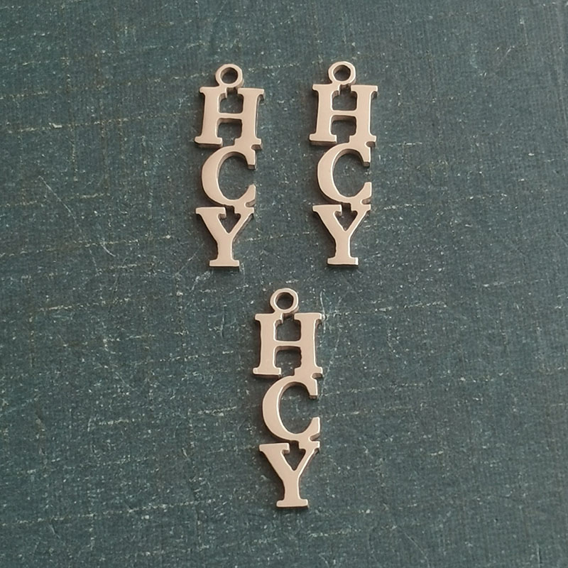 Star Huachen Yu HCY name abbreviation letters Stainless steel titanium steel DIY jewelry accessories Flower Flower bracelet pendant