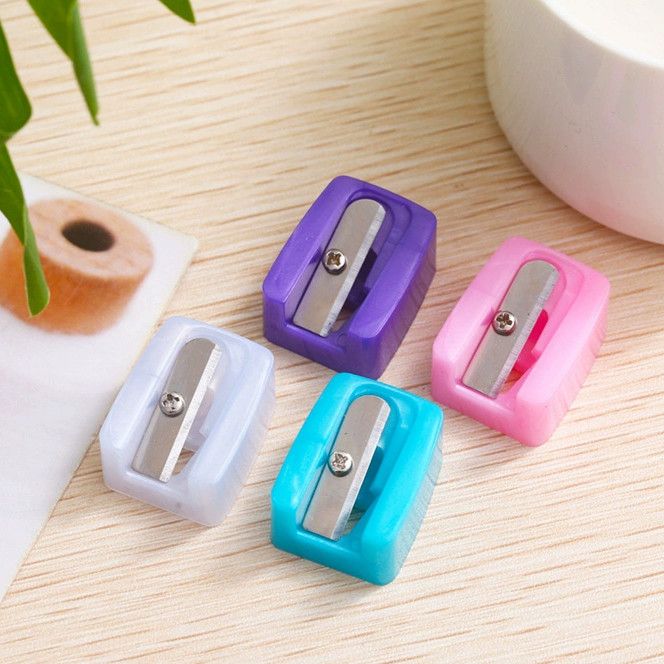 眉笔刀眼线笔眉笔削大小双孔卷笔工 眉笔刨化妆卷笔刀产品图