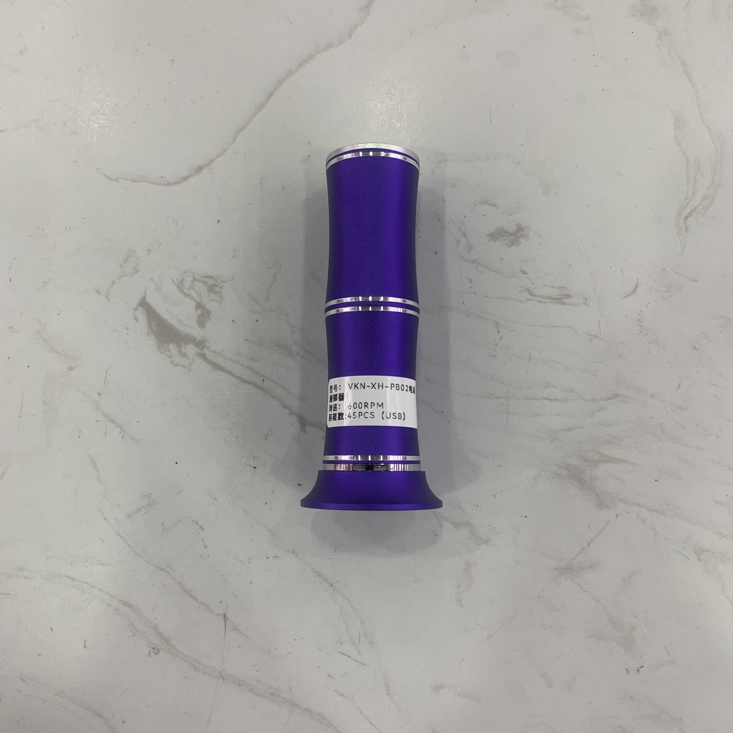 The new USB electric foot scrubber with 600 RPM can be used to scrub the dead skin and calluses on the heels, replacing the abrasive details Picture