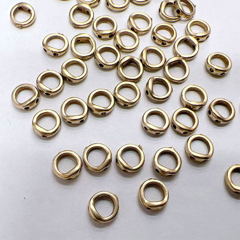 Smooth double-hole ring, closed ring, plain ring, circular spacer, woven bracelet, bracelet, necklace, diy handmade accessories Application Scenario