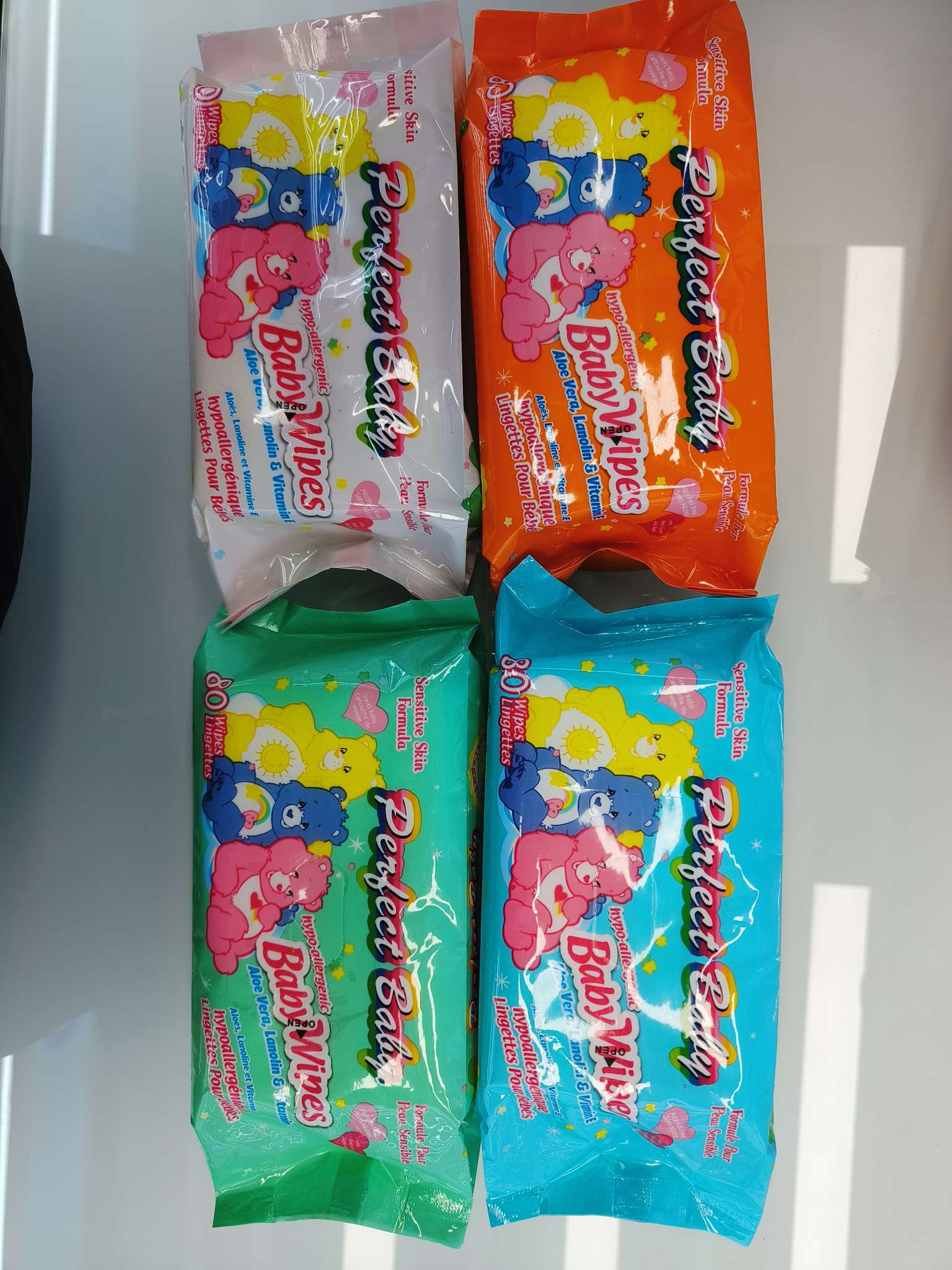 Portable baby wipes for wet cleaning pic 5