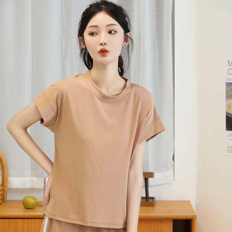 短袖/女装/T恤/衣服/衣服批发白底实物图