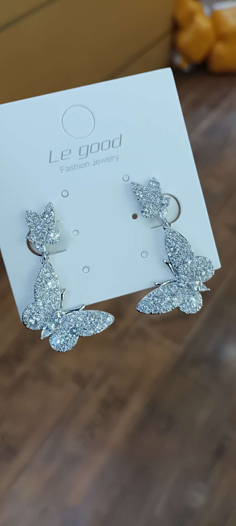Best seller zircon earrings