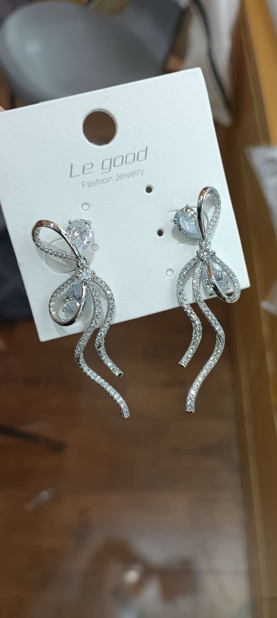 Best-selling zircon ear clips Specification image