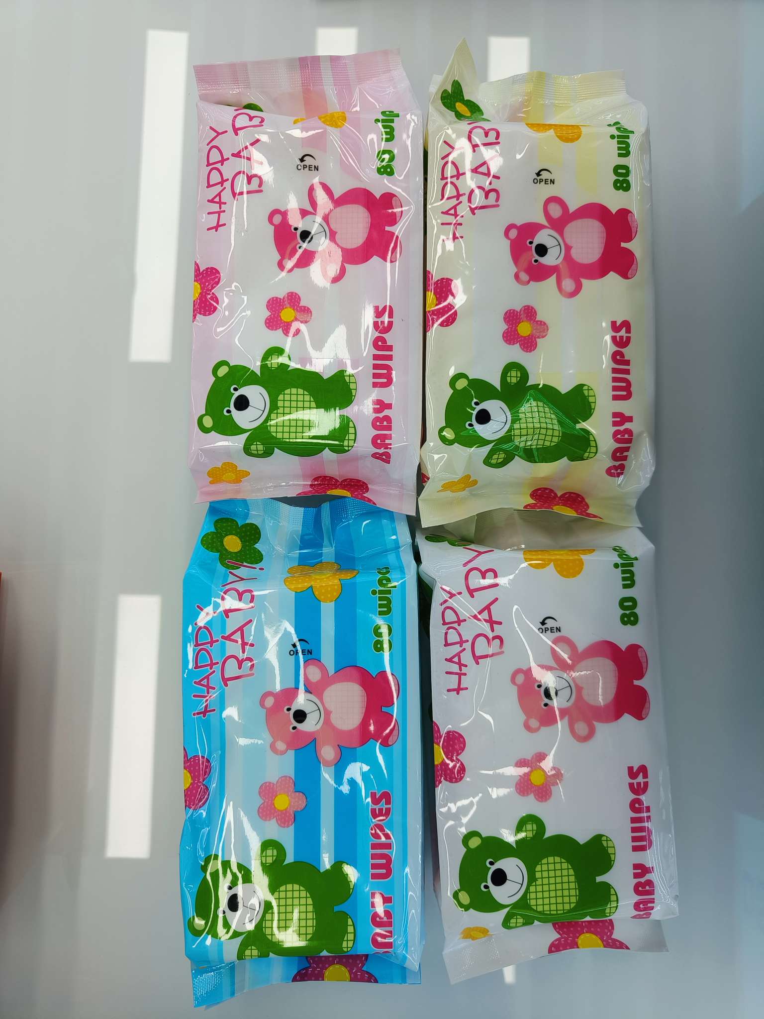 婴儿湿巾一次性个护湿巾 清洁卫生方便携带 旅行必备