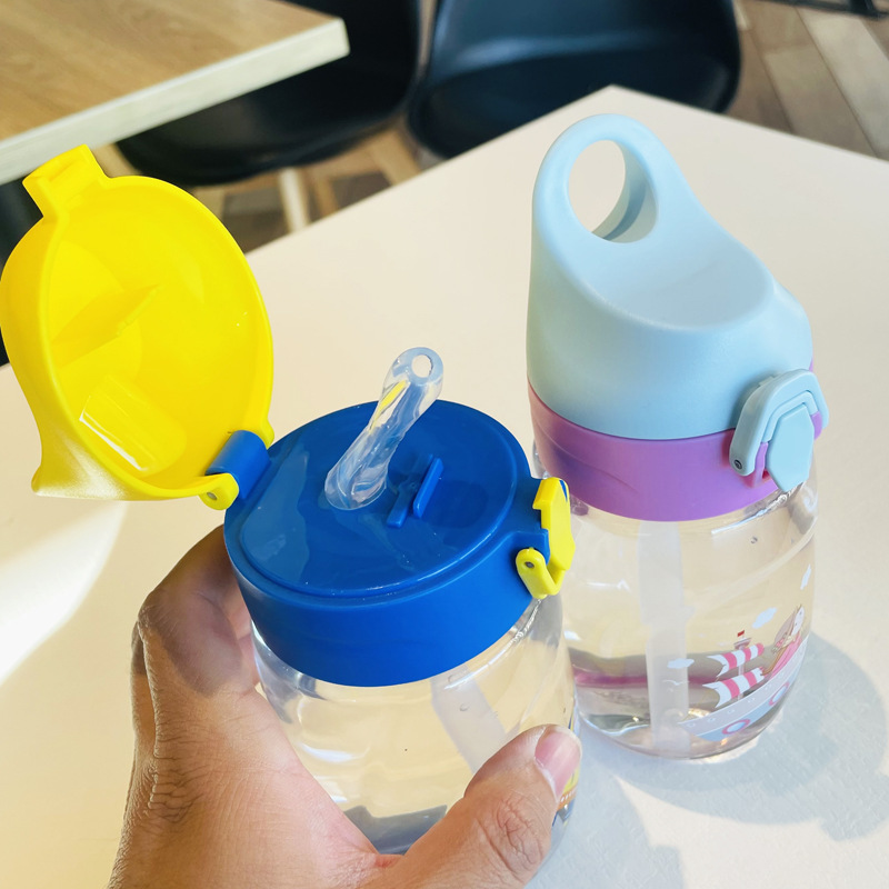 X152-XBD-2003 Straw water cup, children's plastic water cup, portable and easy to use, high appearance level for students, warm and cute, summer water cup, durable to drop detail image 10