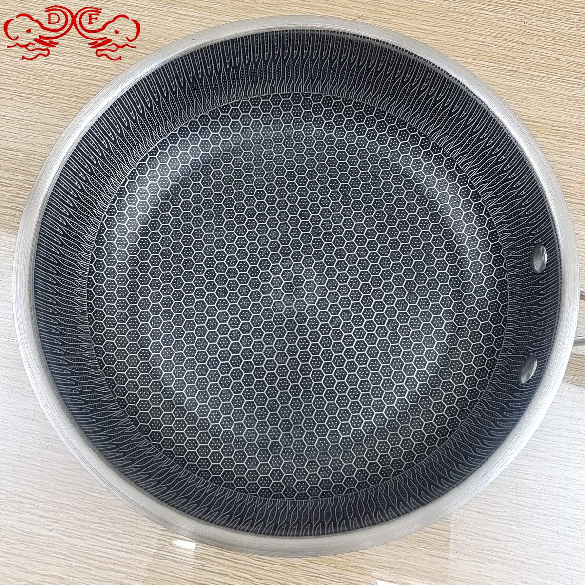 搪瓷锅/珐琅锅/御尚/大汤锅加厚/雪平锅白底实物图