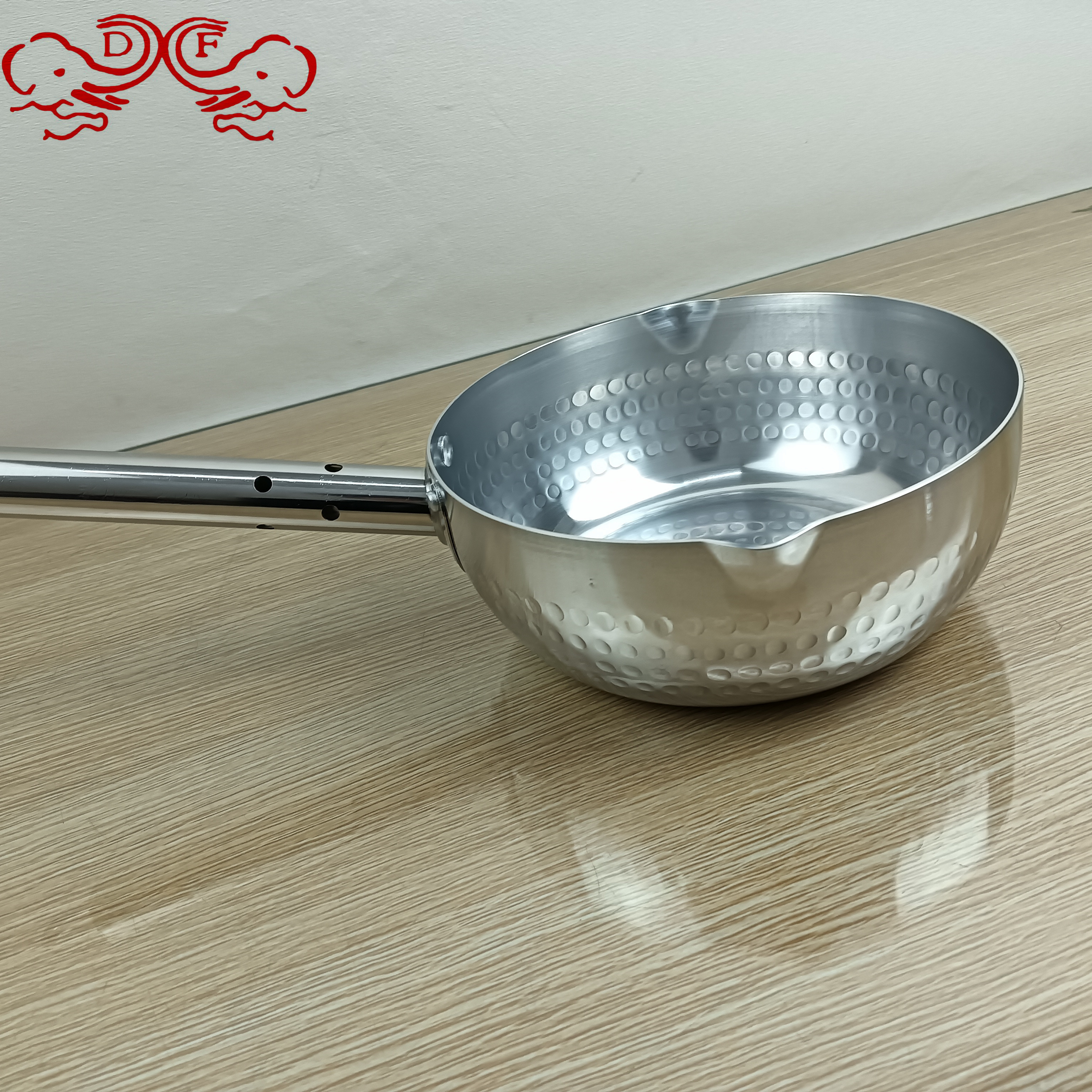 DF68229 Snow Flat Pot, milk pot, non-stick pot, wheat rice, Stone Baby, household Japanese instant noodle pot, small cooking pot, DF TRADINGHOUSE Application Scenario