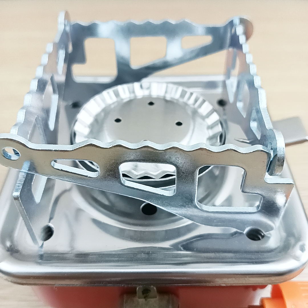 DF68895 Outdoor windproof lotus burner folding gas stove square stove DF TRADINGHOUSE Application Scenario