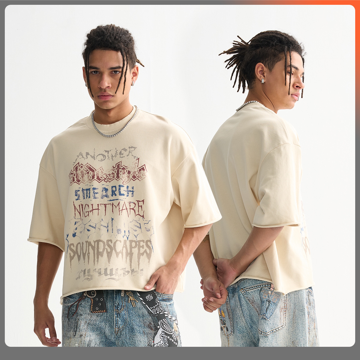 Round-neck short and wide terry T-shirt