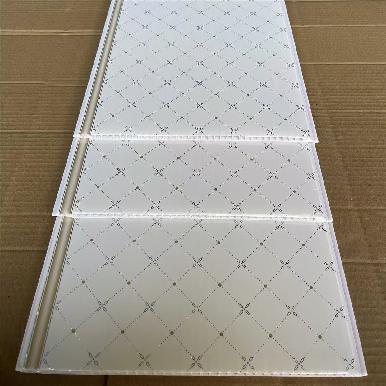 天花板30公分宽 吊顶天花板  PVC扣板  木纹扣板 长条扣板 吊顶材料  熟胶天花板  集成吊顶板