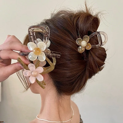 Flower clip Plastic hair claw Flower clip Headpiece Hair accessories thumbnail