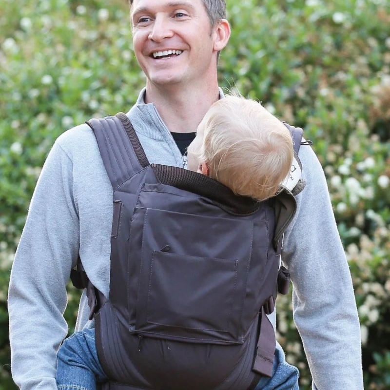 Cross-border specially for multi-functional front and rear dual-purpose baby carrier to go out simple baby seat belt back baby waist stool Item Picture