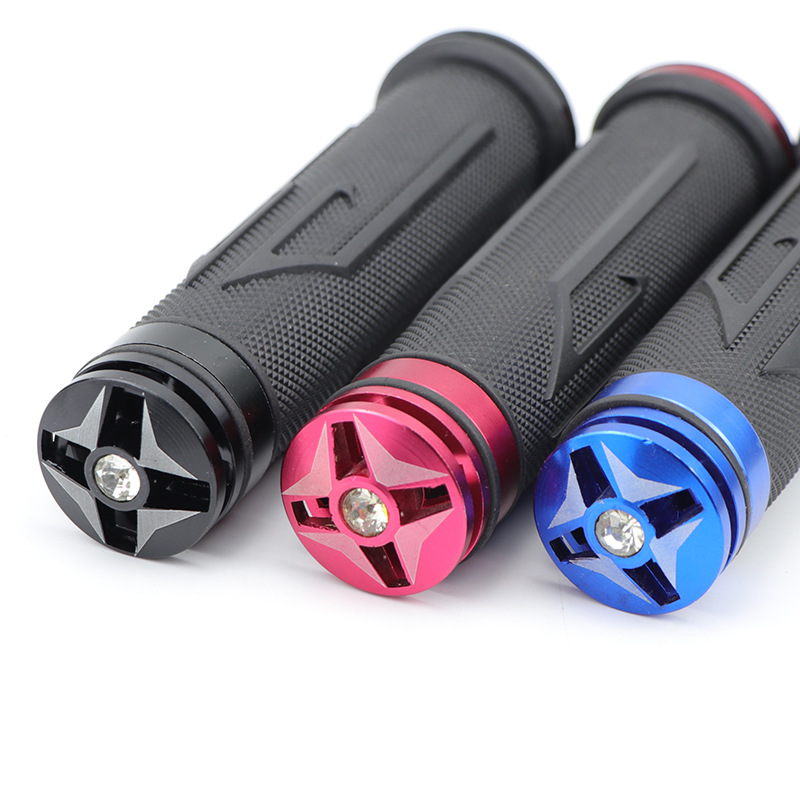 Motorcyclist handle set with rhine-drill rubber CNC aluminum alloy handle rubber motorcycle scooter universal accessories Application Scenario