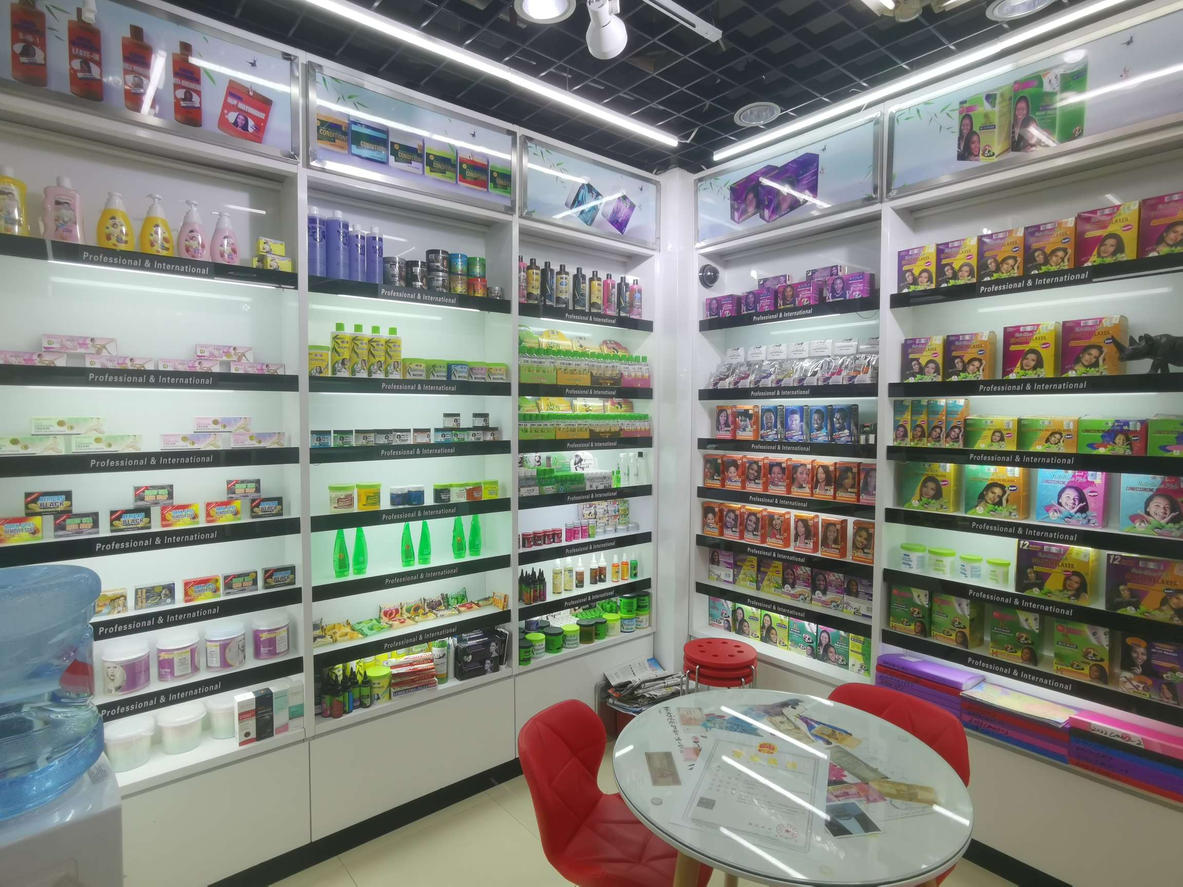 摩丝、啫喱水、发蜡、弹力素实物图