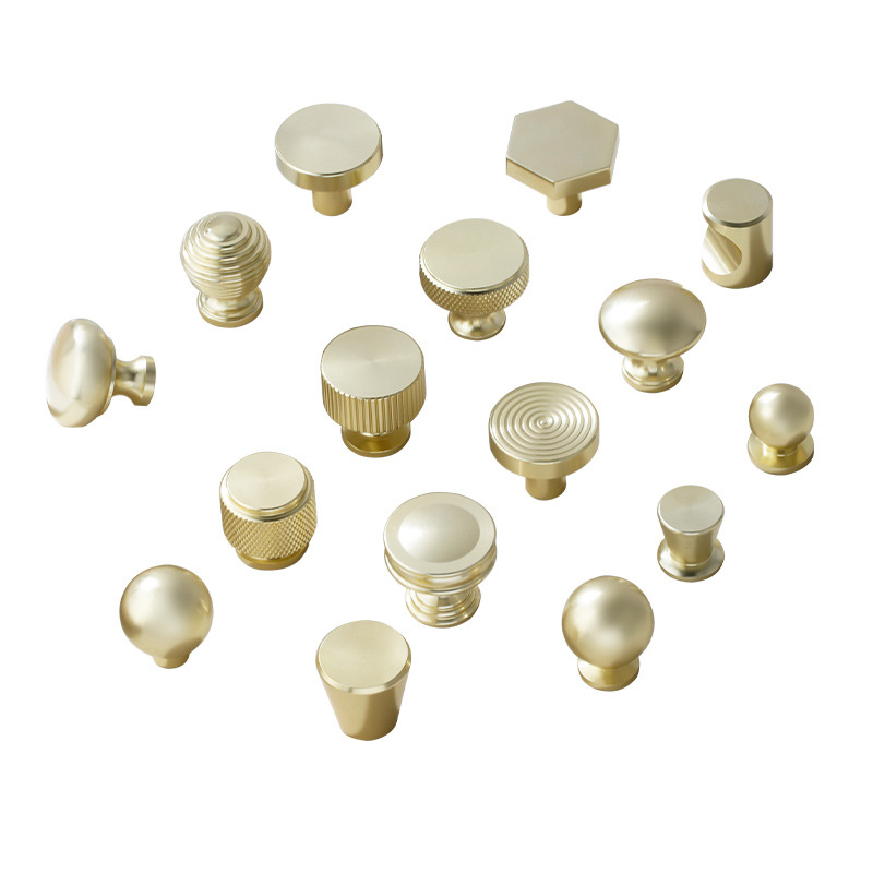 悍高铰链/五金件配件/水晶拉手白底实物图