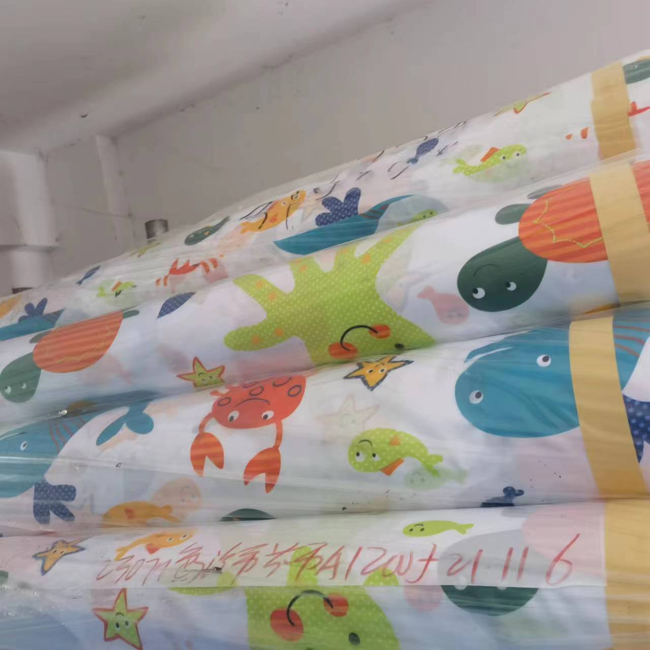 厂家直销浴帘产品浴帘加厚色丁浴帘产品防水防霉特征酒店家用多功能布圈勾PVC12个挂钩浴帘详情1