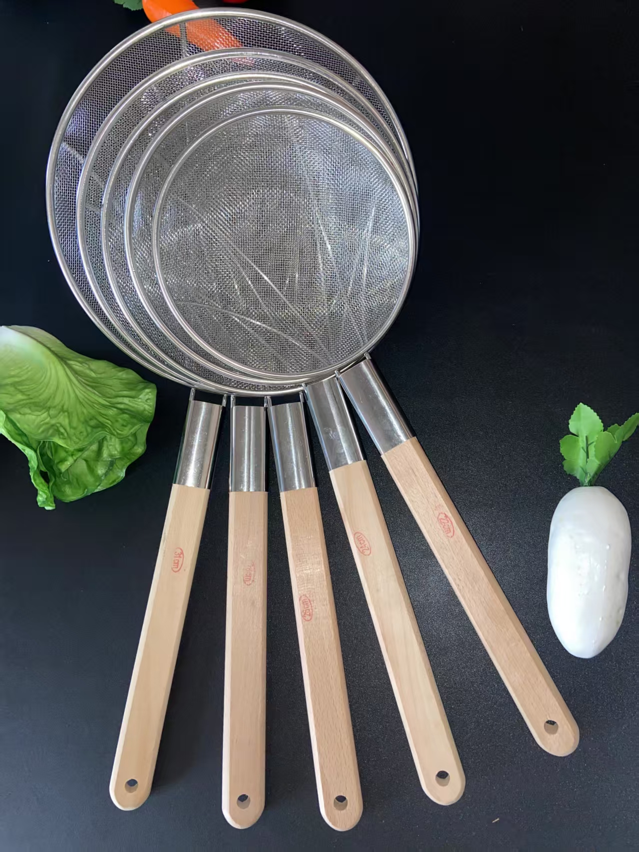 Creative spoon Stainless steel frying basket net oil leak grid Flour filter spoon spoon spoon essential kitchen tool heat resistant and durable details Picture