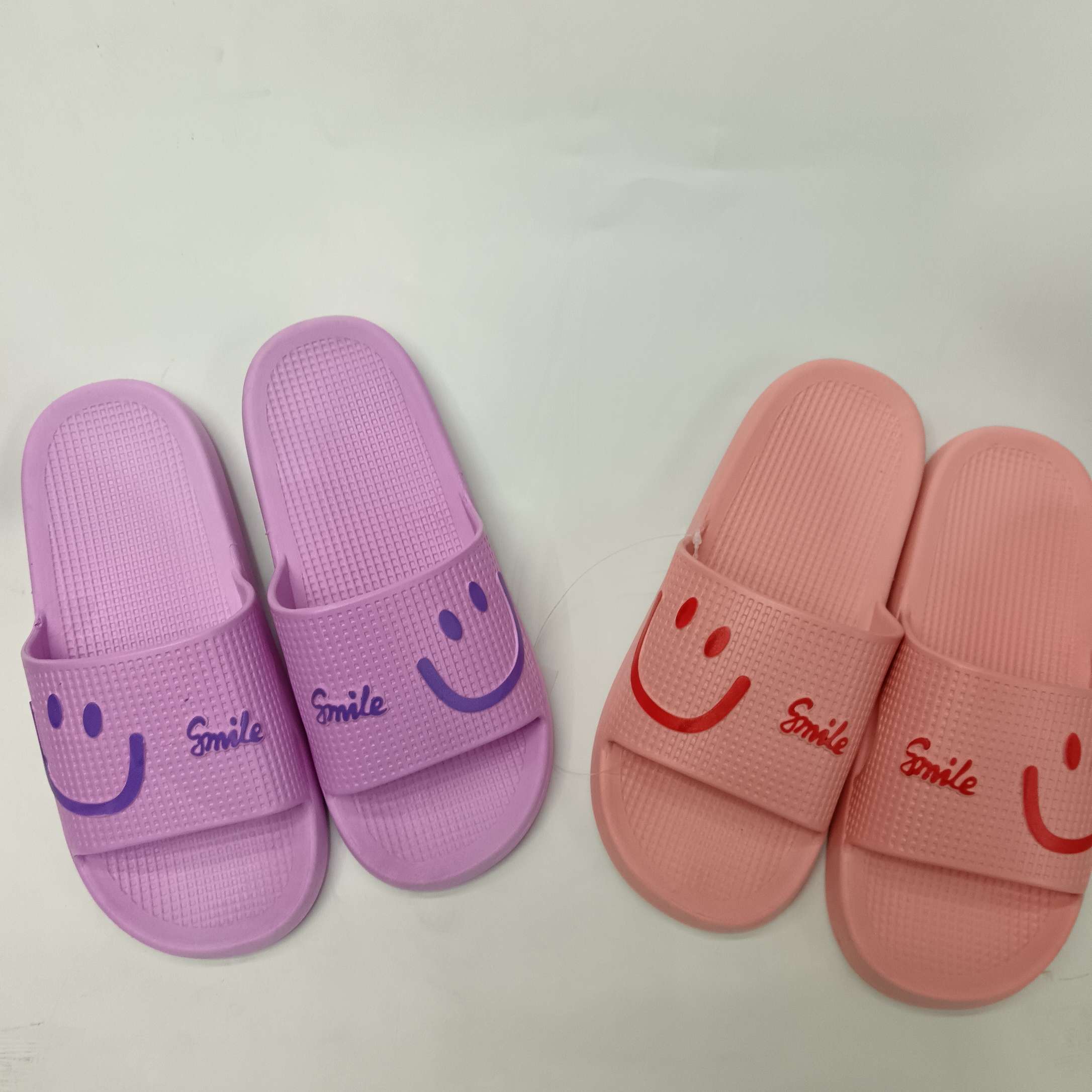 塑料拖鞋实物图