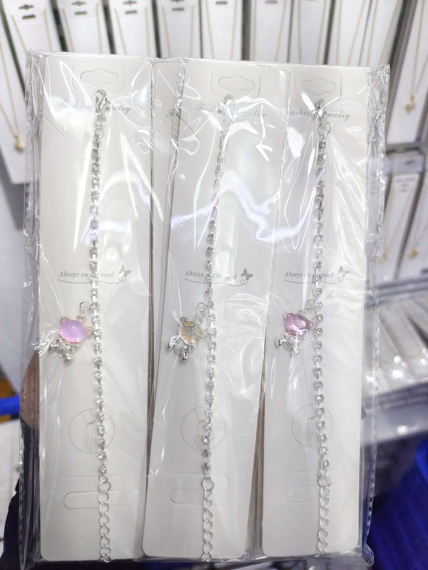 水晶手链女款时尚饰品 手饰水晶手串 精致闪耀韩版配饰 简约手链礼物装饰