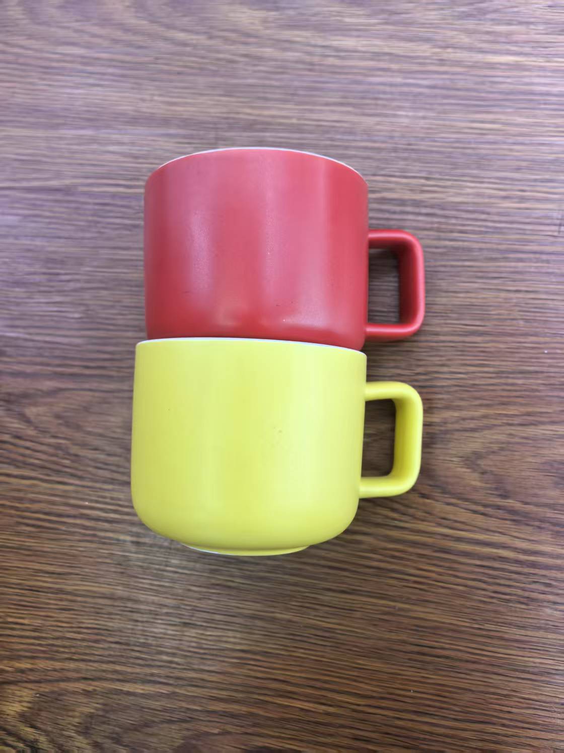Cross-border ceramic cups, mugs, cartoon cute water cups, foreign trade colored glaze coffee cups, solid-color mugs Specification image