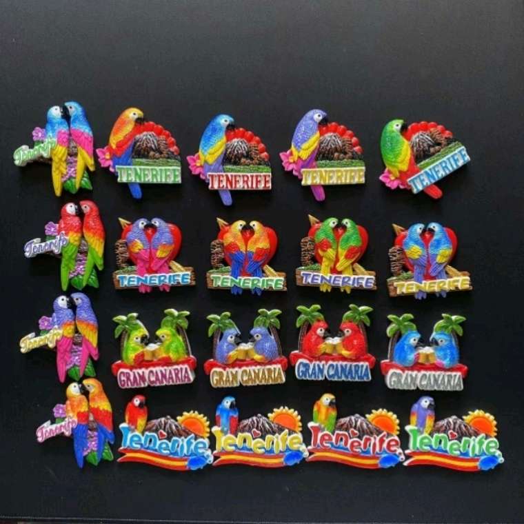 Creative magnetic tourist souvenirs from Spanish islands: 3D cute parrot magnetic multi-color resin fridge magnets