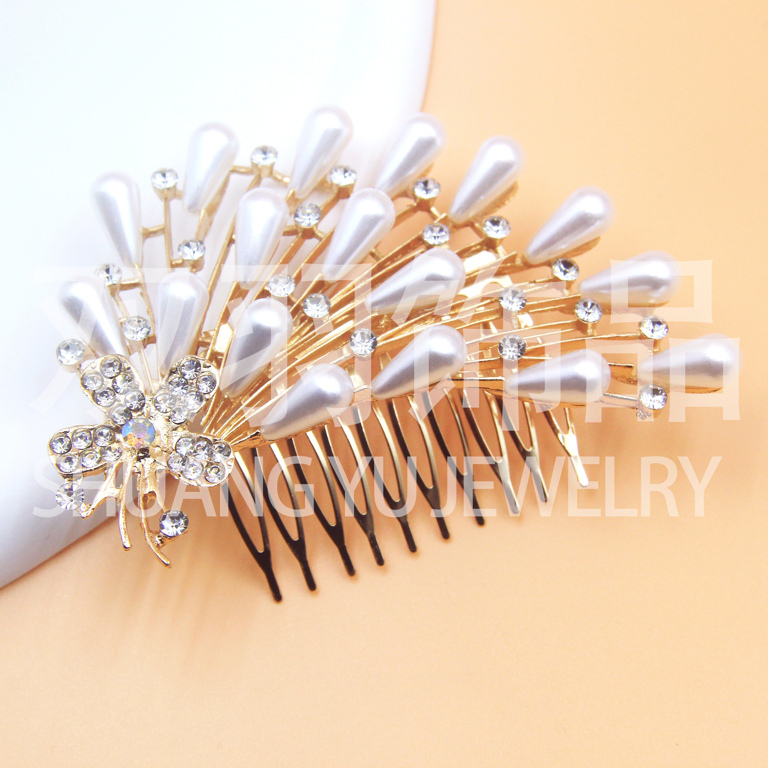 Rhinestone hairpin, fashionable pearl bun hair accessory, alloy material rhinestone and pearl accessory hair comb, gold and silver details Picture